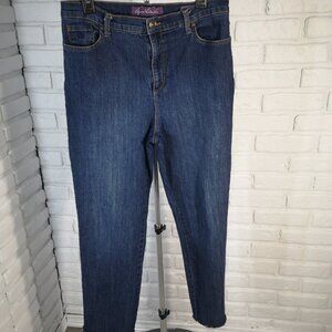 Gloria Vanderbilt Amanda Ladies Size 12 Medium Wash Unhemmed Blue Jeans